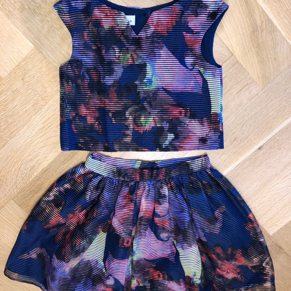 Girls Dress, Pippa & Julie, Size 8 Cropped top and full skirt 2 piece